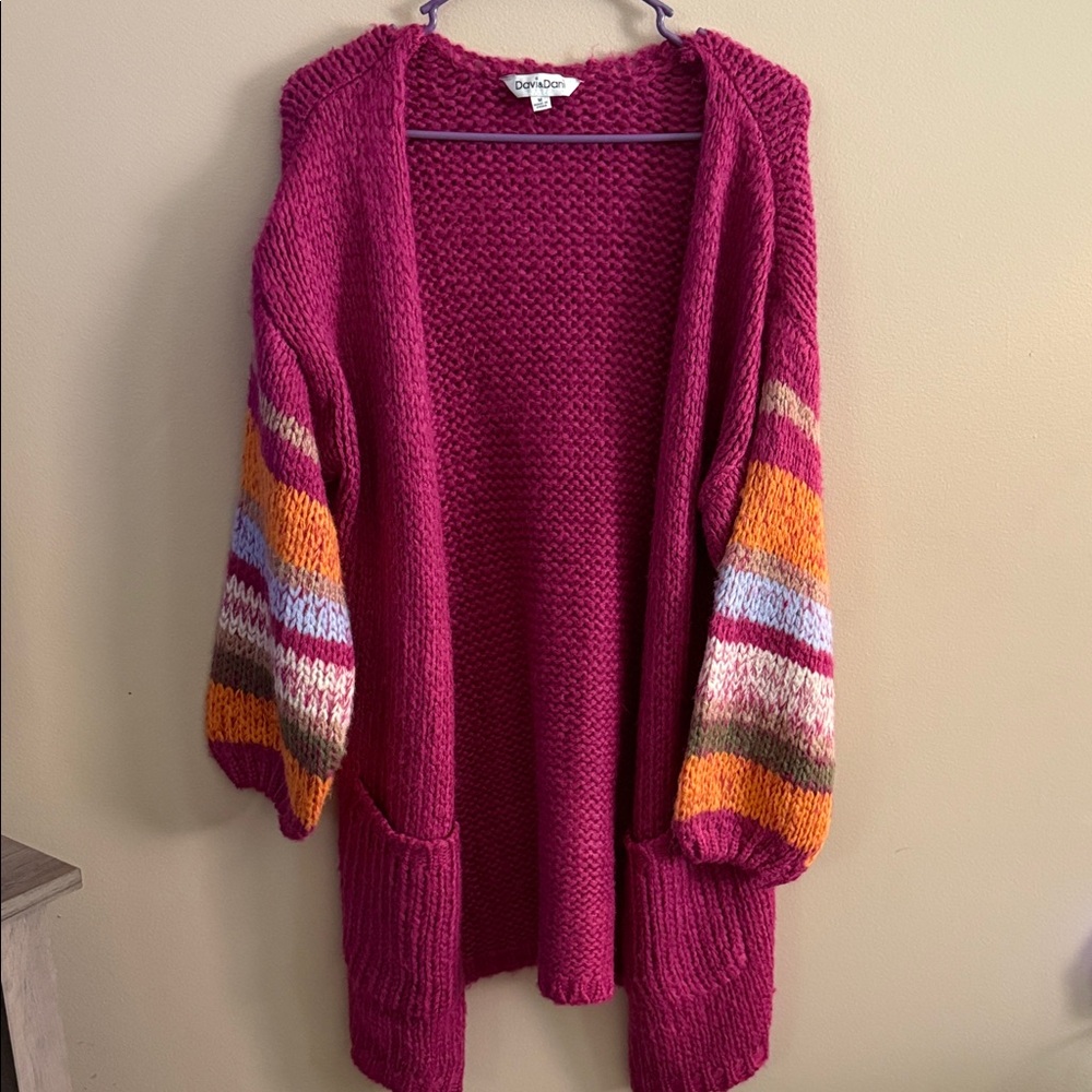 DAVI & DANI Wine Cardigan with Striped Sleeves
